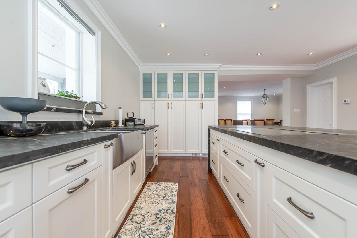 Is Luxury Custom Cabinetry Right for your Toronto Home 12943 cabinet 05